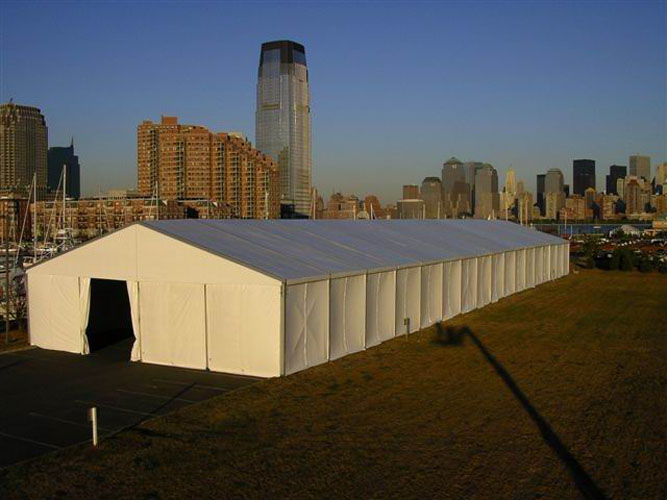 tents-and-marquees-event-tents-party-tents-tentes-et-marquises-tente-devenement-receptions-sous-chapiteaux 